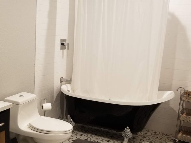 410 E Milam Ave, Round Rock, TX 78664