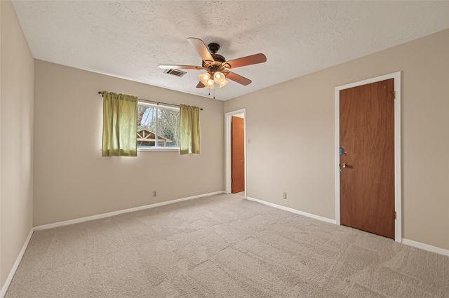 4303 Brownstone Lane, Houston, TX 77053