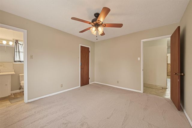 4303 Brownstone Lane, Houston, TX 77053