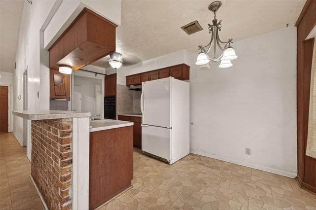 4303 Brownstone Lane, Houston, TX 77053