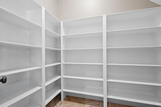 25 RIVERSEDGE CV N, Arlington, TN 38002