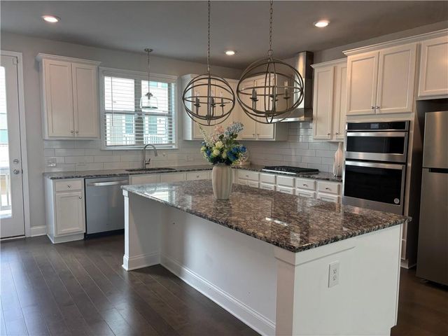 4275 Sand Pine Aly, Doraville, GA 30360