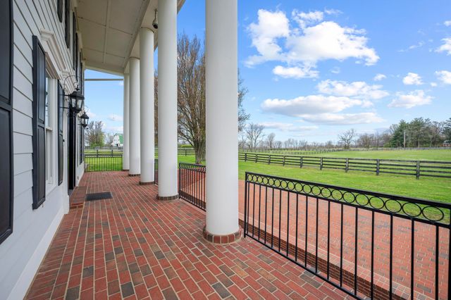 3600 Briar Hill Road, Lexington, KY 40516