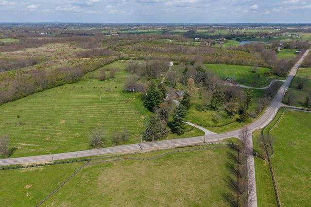 3600 Briar Hill Road, Lexington, KY 40516