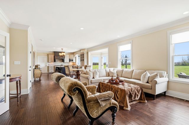 3600 Briar Hill Road, Lexington, KY 40516