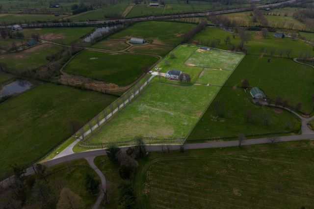 3600 Briar Hill Road, Lexington, KY 40516