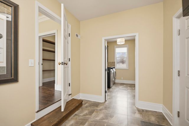 3600 Briar Hill Road, Lexington, KY 40516