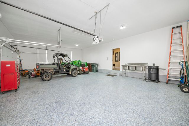 3600 Briar Hill Road, Lexington, KY 40516