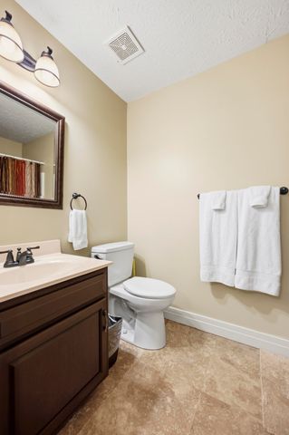 3600 Briar Hill Road, Lexington, KY 40516