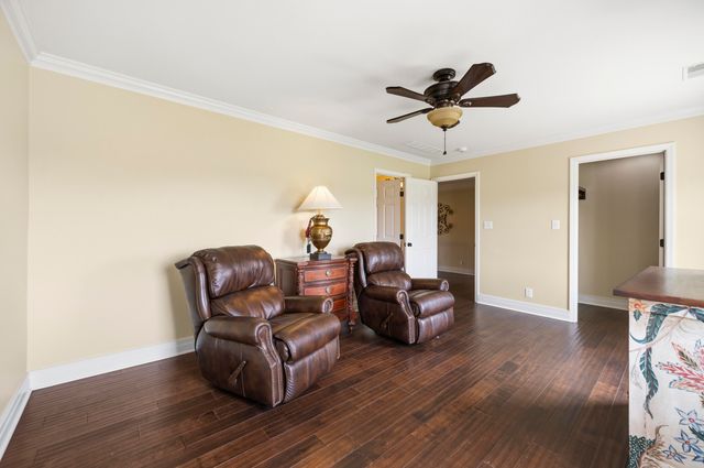 3600 Briar Hill Road, Lexington, KY 40516