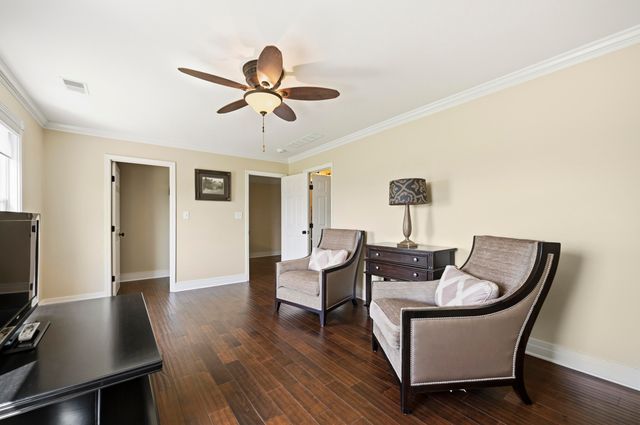 3600 Briar Hill Road, Lexington, KY 40516