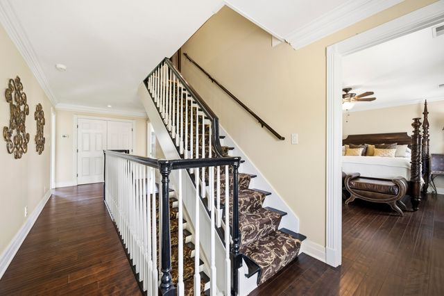 3600 Briar Hill Road, Lexington, KY 40516