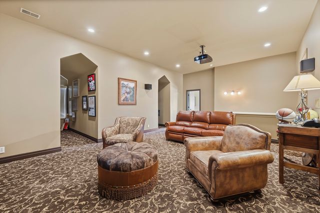 3600 Briar Hill Road, Lexington, KY 40516