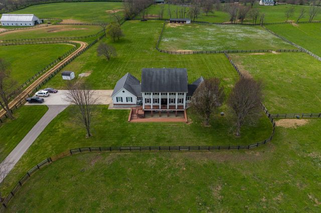 3600 Briar Hill Road, Lexington, KY 40516