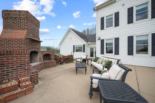 3600 Briar Hill Road, Lexington, KY 40516