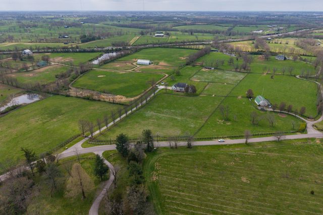 3600 Briar Hill Road, Lexington, KY 40516