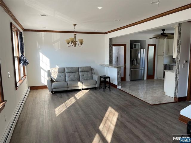 138 Pompton Avenue, Verona, NJ 07044