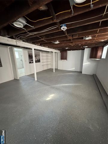 138 Pompton Avenue, Verona, NJ 07044