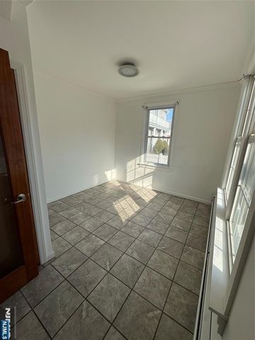 138 Pompton Avenue, Verona, NJ 07044