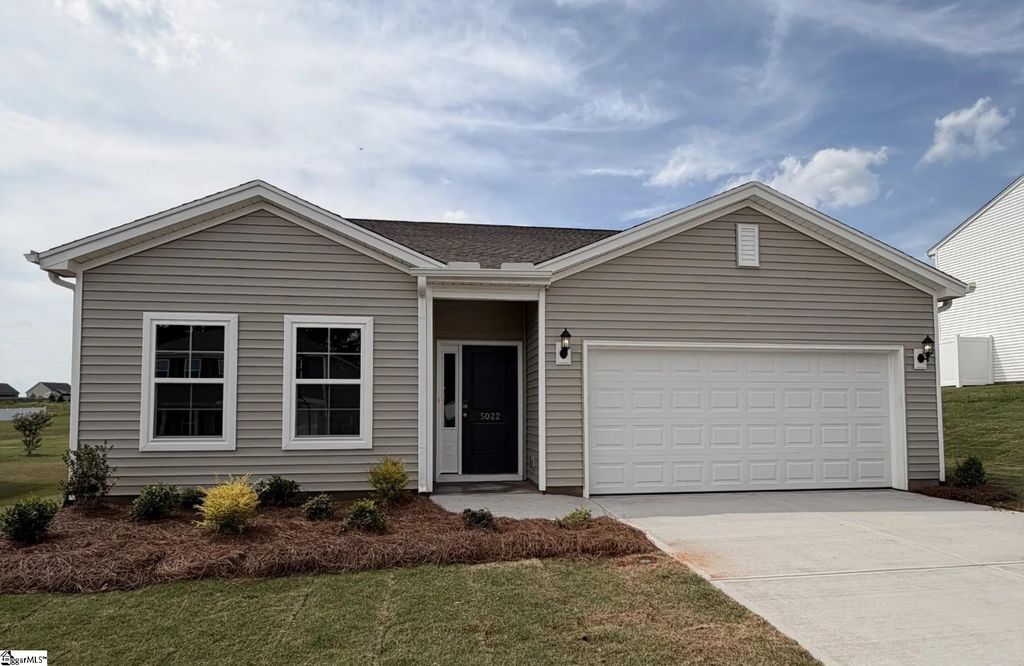5022 Radley Road, Chesnee, SC 29323