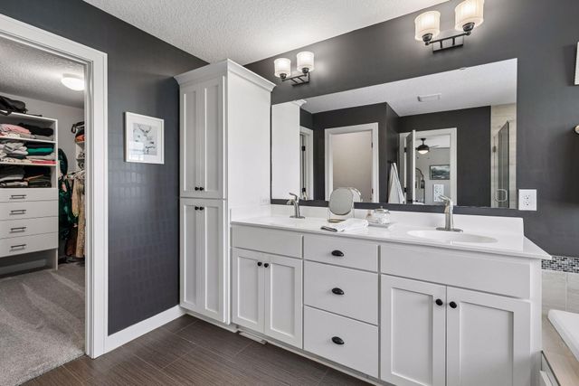 4163 Monarch Court, Lake Elmo, MN 55042