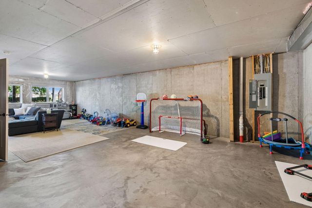 4163 Monarch Court, Lake Elmo, MN 55042