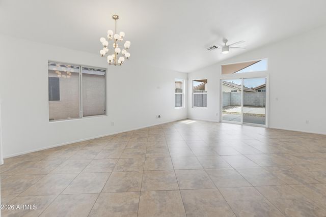 10511 W READE Avenue, Glendale, AZ 85307