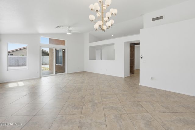 10511 W READE Avenue, Glendale, AZ 85307