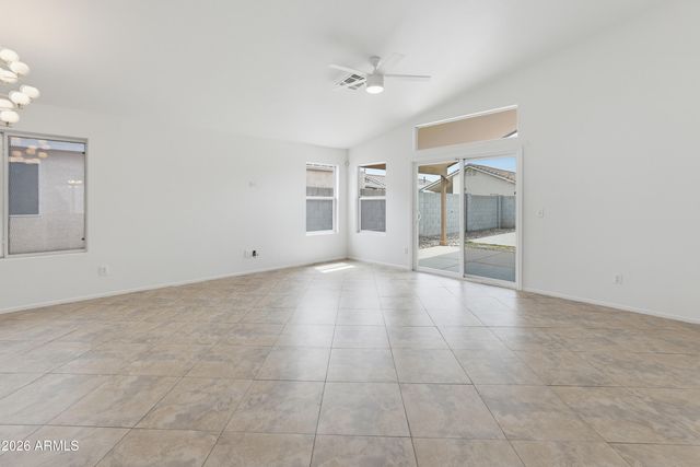 10511 W READE Avenue, Glendale, AZ 85307