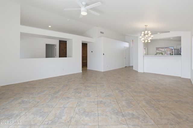 10511 W READE Avenue, Glendale, AZ 85307