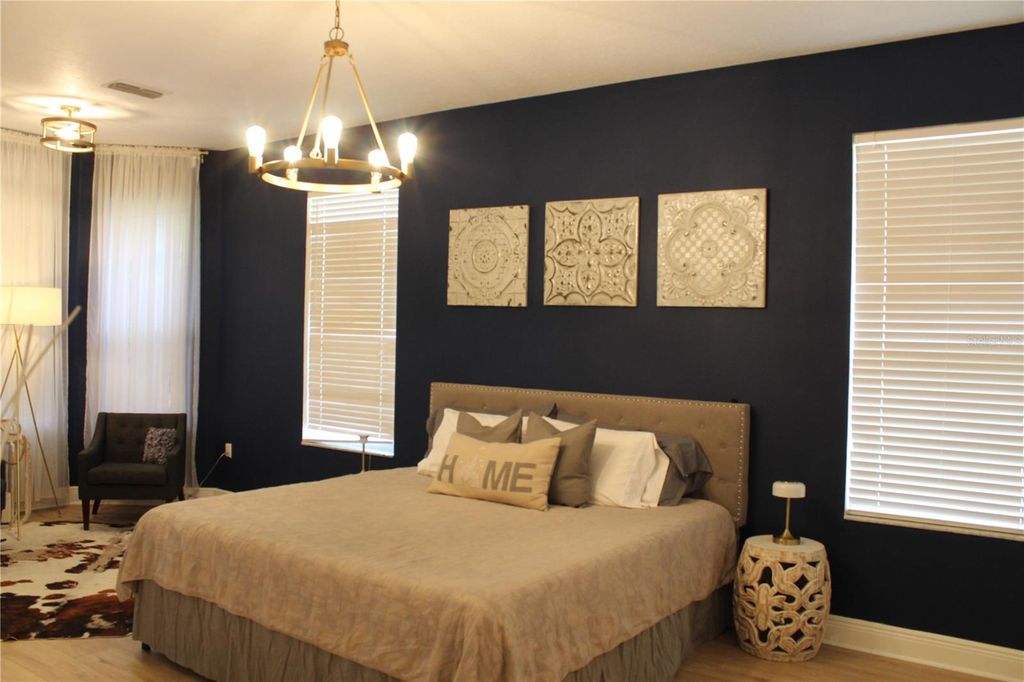 Image 18 of property listing at 3839 GOLDEN FEATHER WAY, Kissimmee, FL 34746