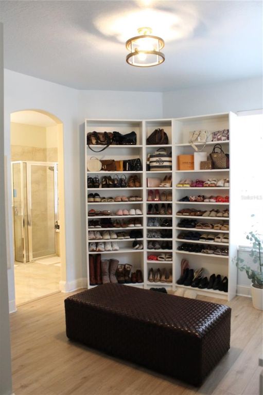 Image 25 of property listing at 3839 GOLDEN FEATHER WAY, Kissimmee, FL 34746