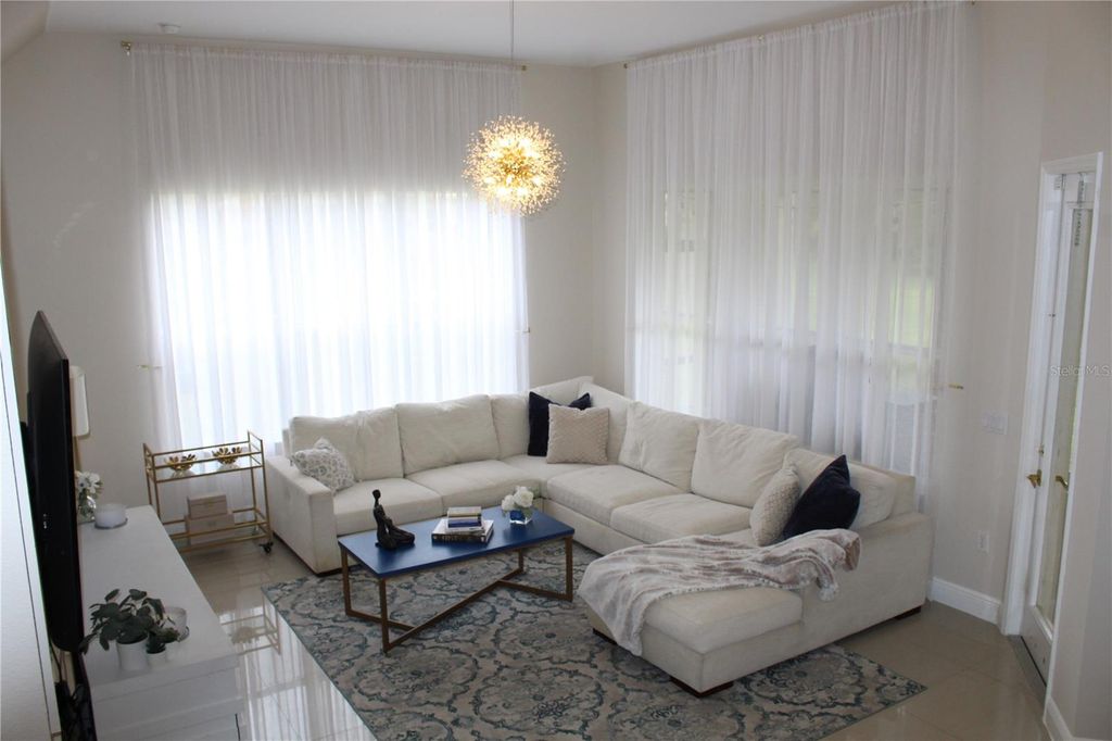 Image 34 of property listing at 3839 GOLDEN FEATHER WAY, Kissimmee, FL 34746