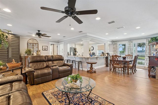 2530 E NEW YORK AVENUE, Deland, FL 32724
