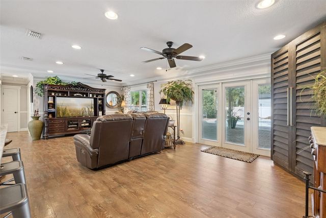 2530 E NEW YORK AVENUE, Deland, FL 32724