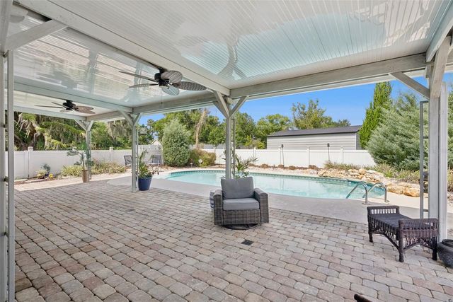 2530 E NEW YORK AVENUE, Deland, FL 32724