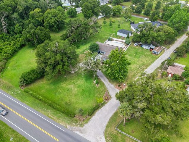 2530 E NEW YORK AVENUE, Deland, FL 32724