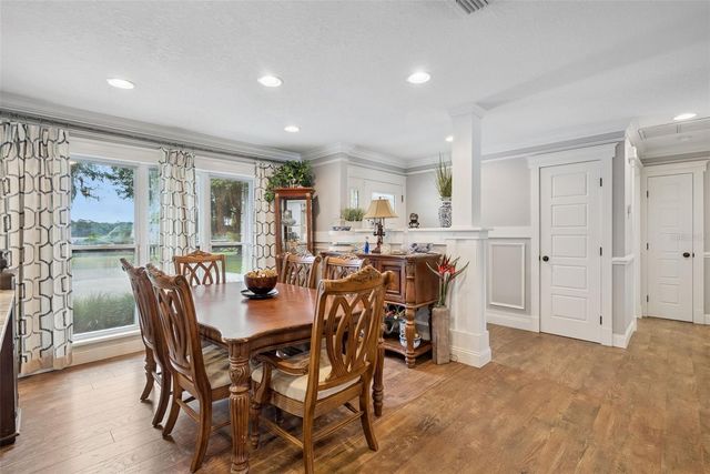 2530 E NEW YORK AVENUE, Deland, FL 32724