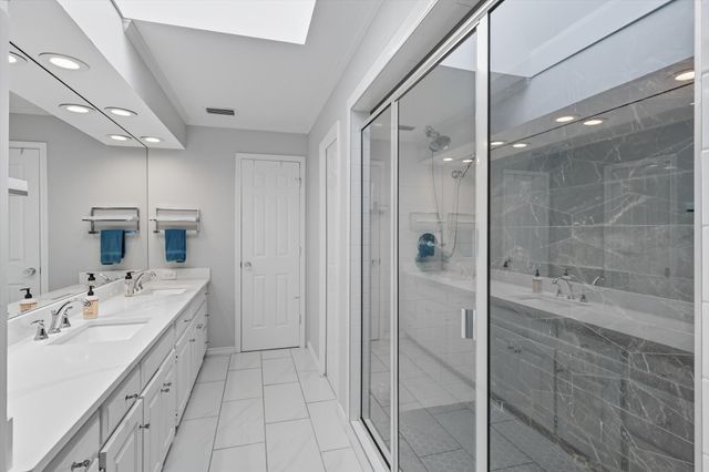 4011 E Bankhead HWY, Hudson Oaks, TX 76087