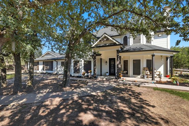 4011 E Bankhead HWY, Hudson Oaks, TX 76087