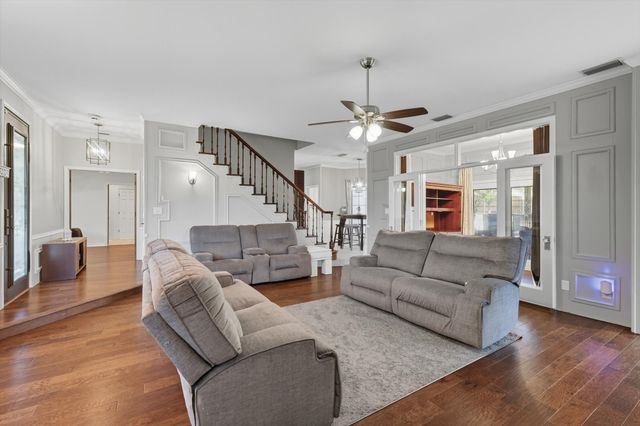 4011 E Bankhead HWY, Hudson Oaks, TX 76087