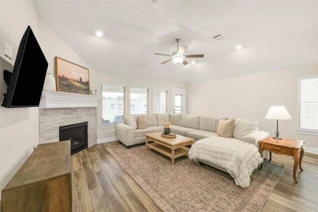 21843 Rose Maris Lane, Tomball, TX 77377