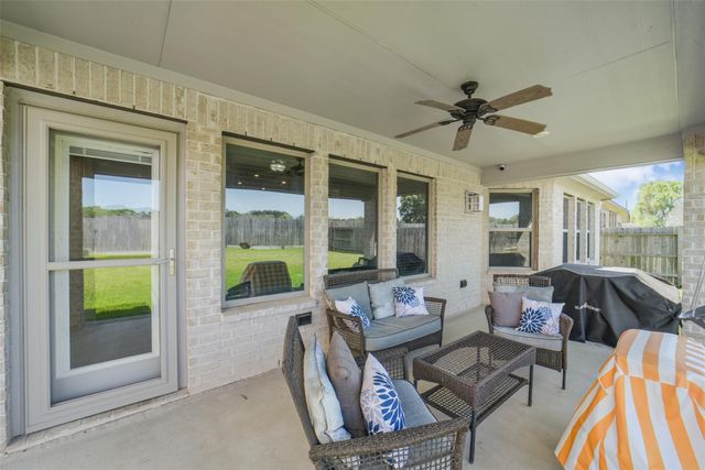 21843 Rose Maris Lane, Tomball, TX 77377