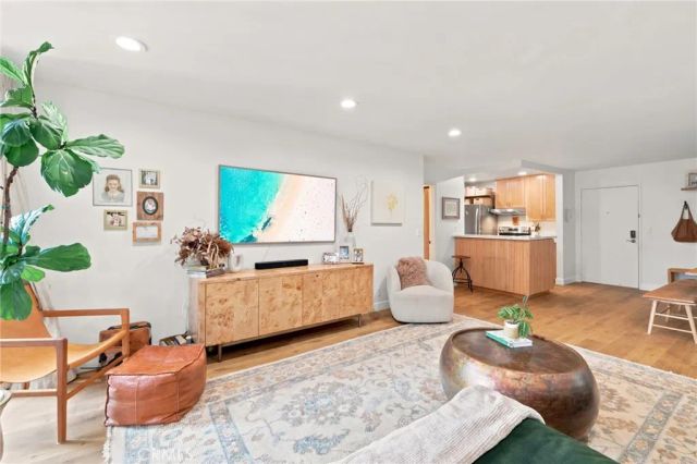 7765 W 91st Street F2101, Playa Del Rey, CA 90293
