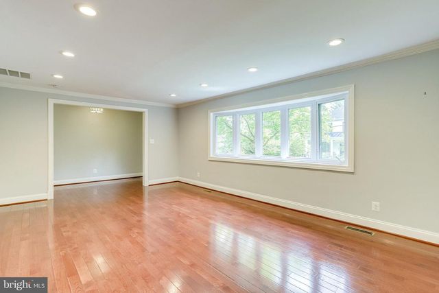 3936 N UPLAND ST, Arlington, VA 22207