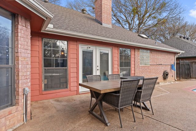 1008 Oak Valley Road, Burleson, TX 76028