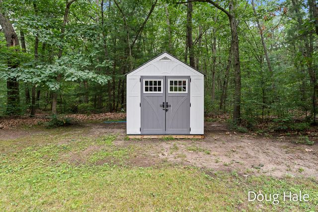 2349 Pillon Road, Twin Lake, MI 49457