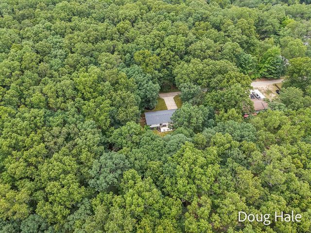 2349 Pillon Road, Twin Lake, MI 49457