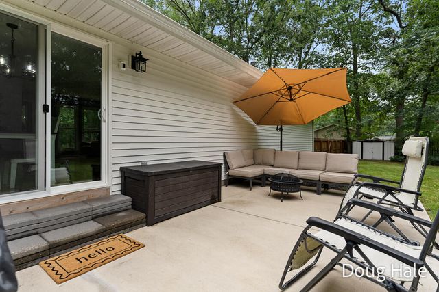 2349 Pillon Road, Twin Lake, MI 49457