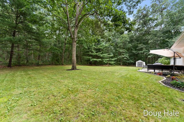 2349 Pillon Road, Twin Lake, MI 49457